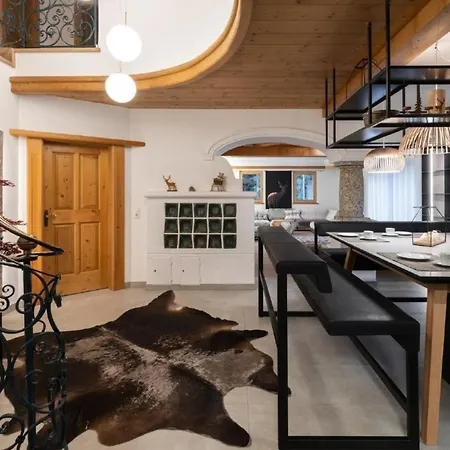 Holiday home Tolles Ferienhaus Mit Kamin In Hofmark Wagrain